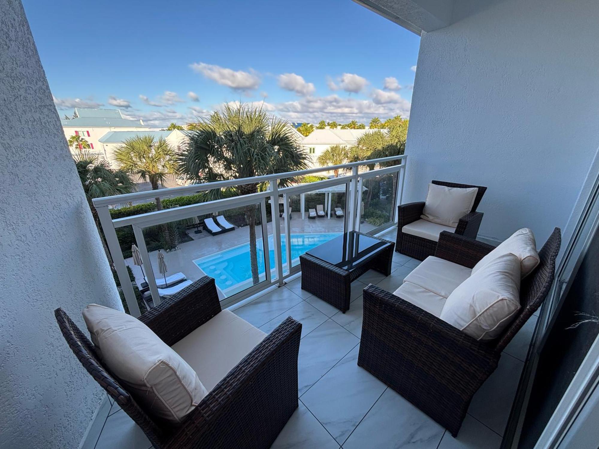 Grace Bay Suites Eksteriør billede