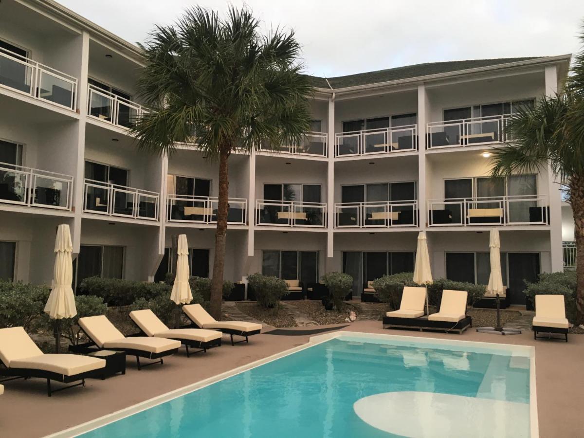 Grace Bay Suites Eksteriør billede