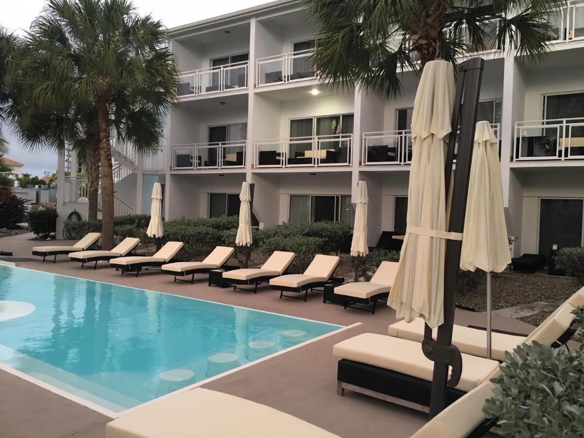 Grace Bay Suites Eksteriør billede
